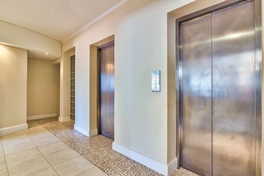 2 Bedroom Property for Sale in Cape Town City Centre Western Cape